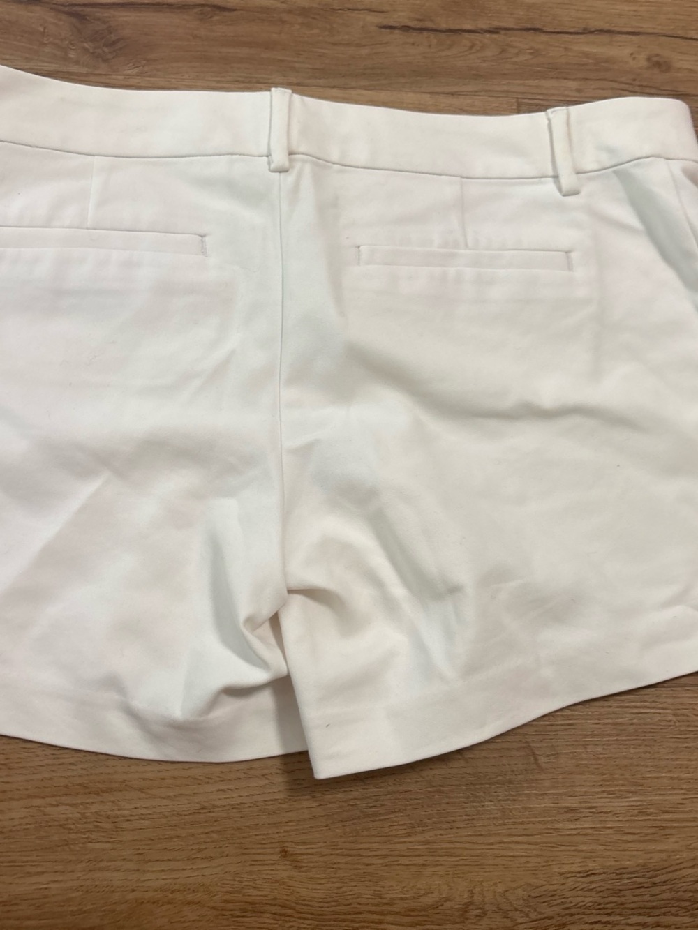 Lilly Pulitzer summer shorts - Picture 2 of 3